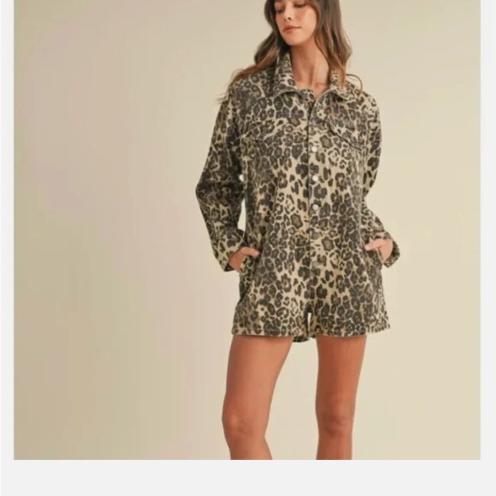 NWT Anthropology Leopard Print Long Sleeve Romper
